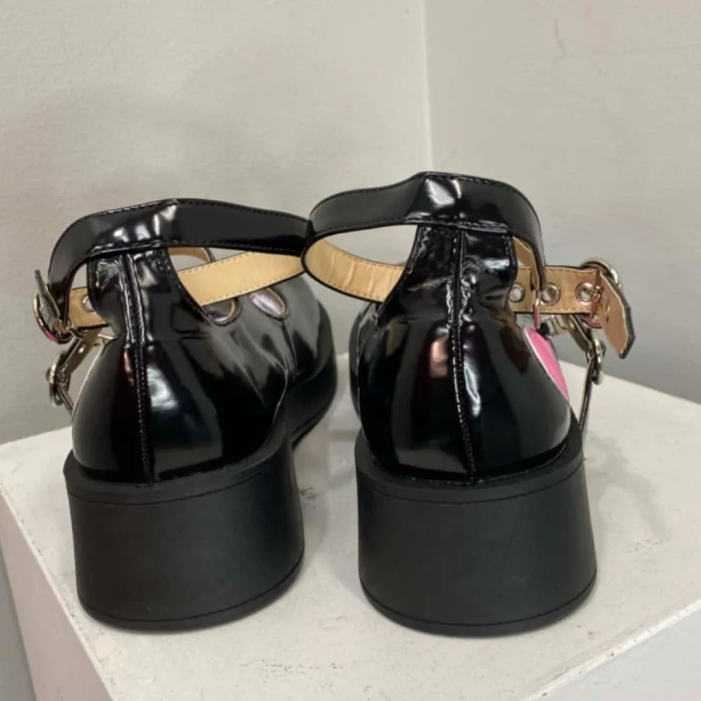 Black Mary Jane Shoes with Pink Hearts